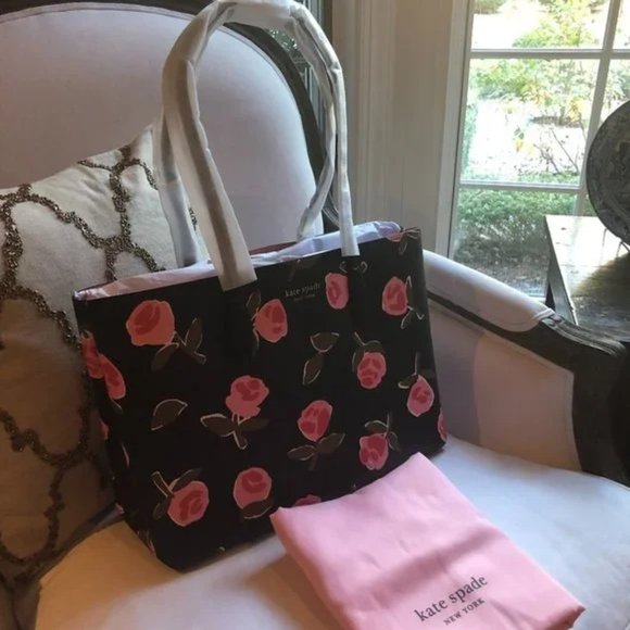 Bookmark & Save - Welcome to Wein's Wardrobe - Picture 13 of 16